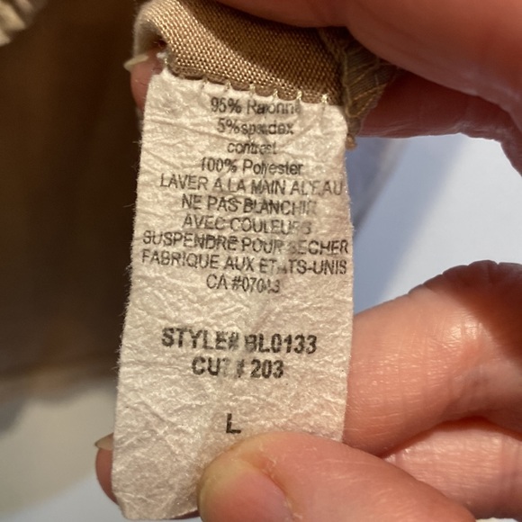 Brinla tshirt with wolf print. Size L - Picture 5 of 6